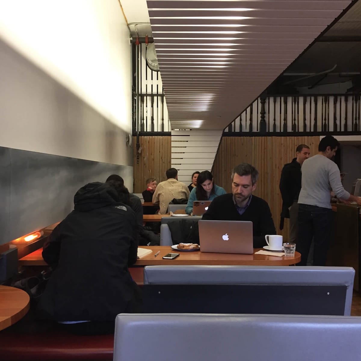 Why More Vancouver Businesses Are Walking Away from Paid Advertising