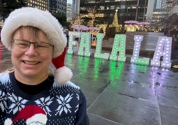 Vancouver's Giant Holiday Letters Return Downtown